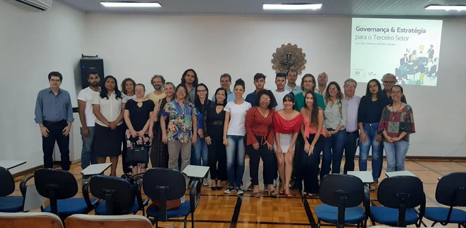 Capacitação de organizações locais